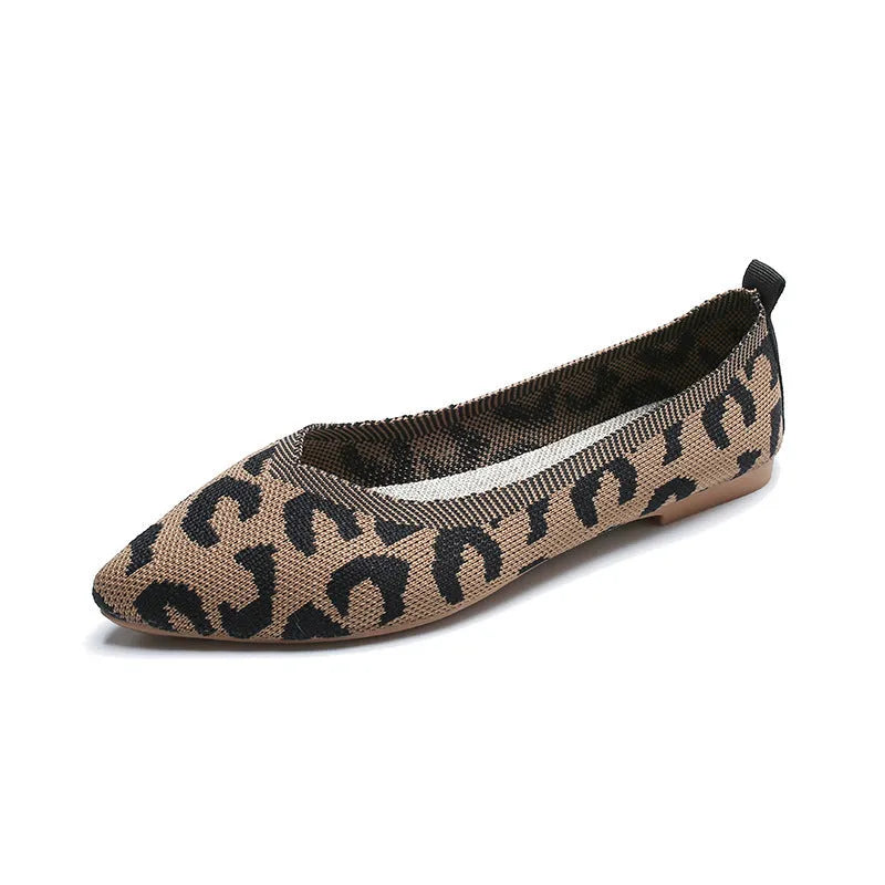 Flat solid colour hollow Korean style leopard print cloth shoes with square toe and rubber sole in Khaki A01
