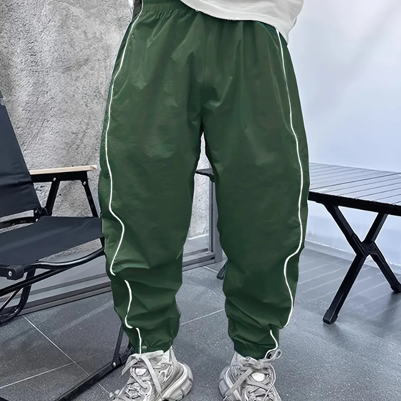 Men's bamboo fibre casual sports trousers in cropped length with high elasticity