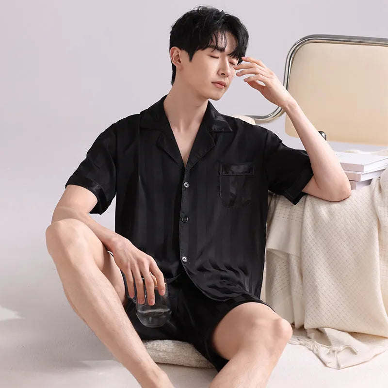 Men's ice silk pyjama set in artificial silk with shorts length and cardigan style in satin jacquard pattern