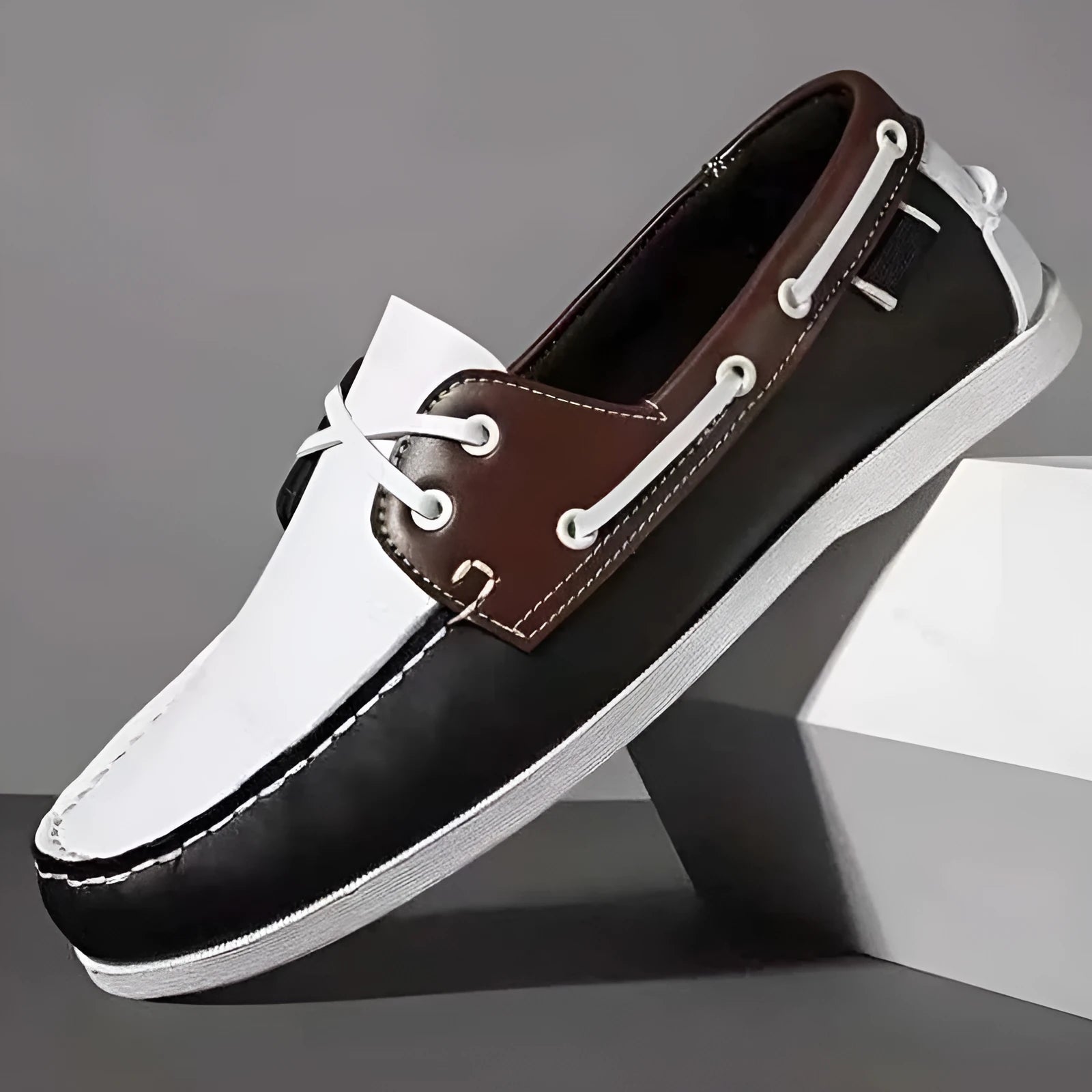 Men's British style casual shoes with artificial PU upper in black colour option