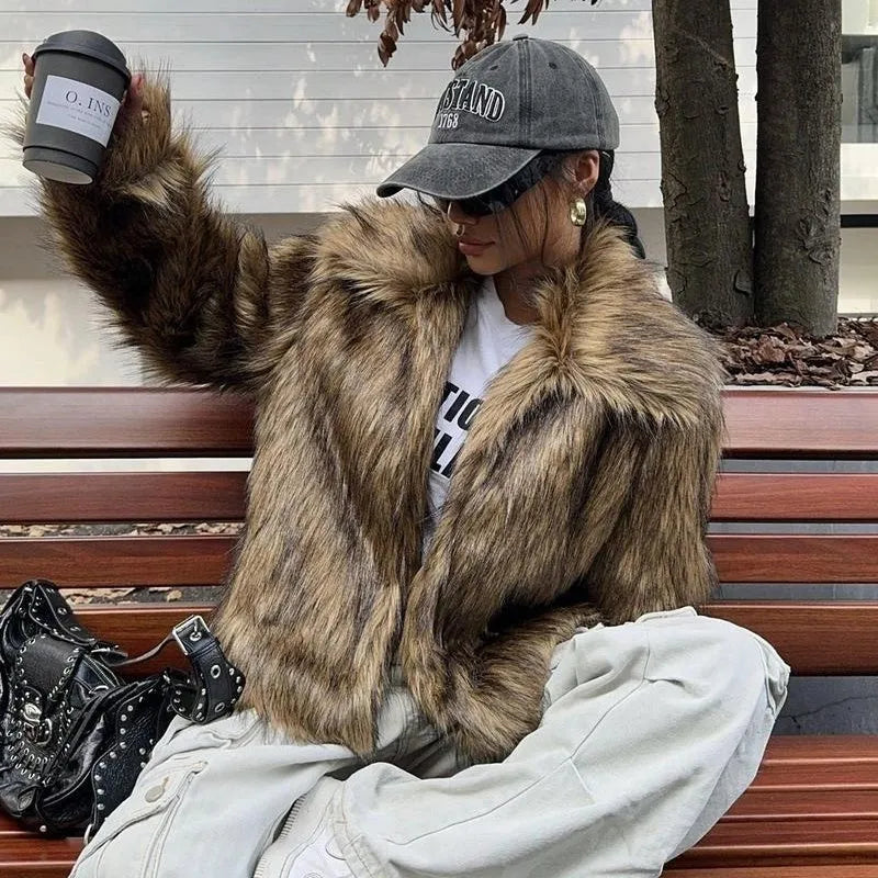 Artificial fox fur fashion coat with fur collar in short 40cm length and long sleeves