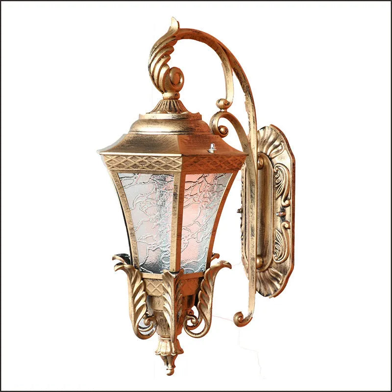 European-style outdoor waterproof courtyard lamp in black or bronze finish