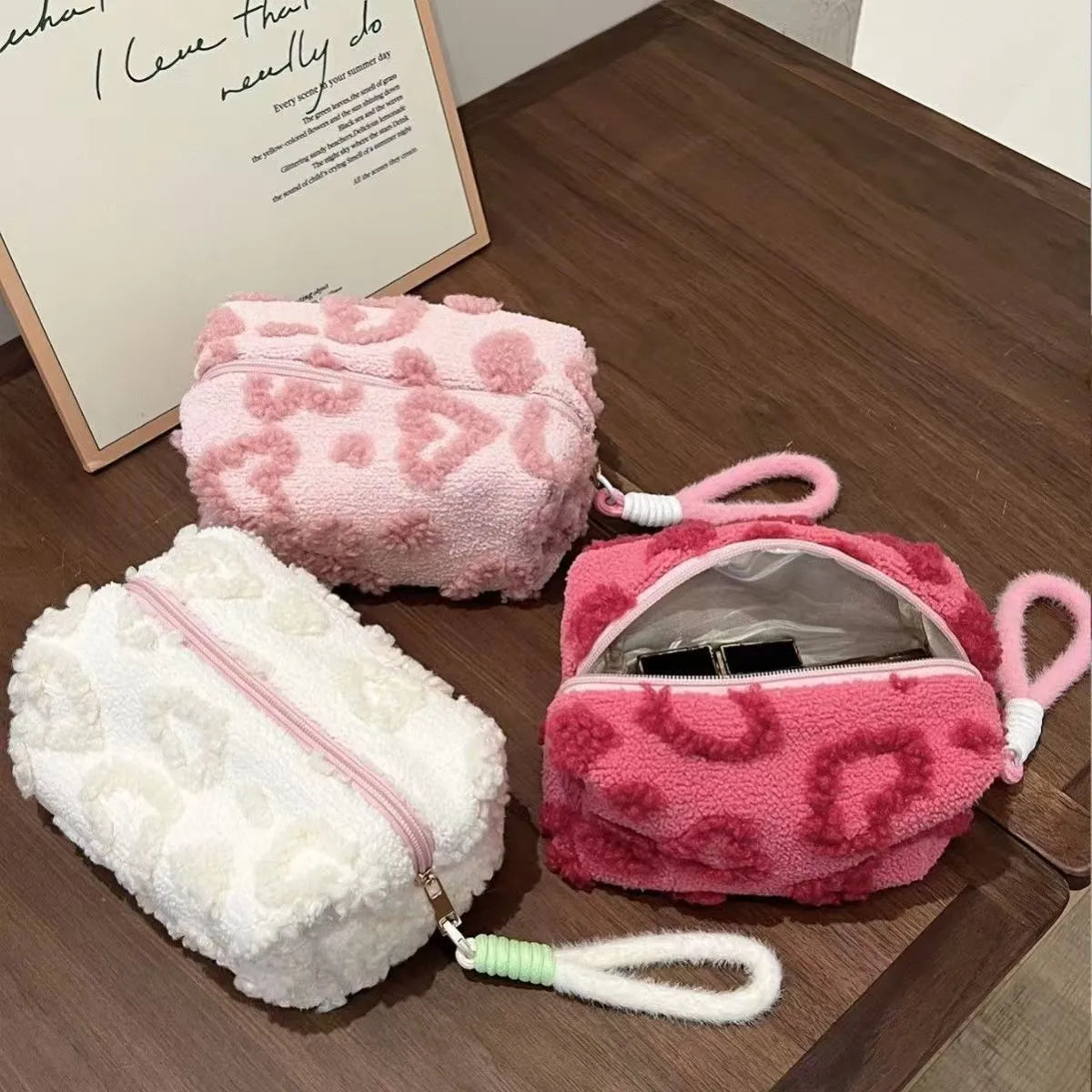 Jacquard plush cosmetic bag in milky white with large capacity and love pattern