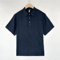 Men's linen summer top with thin lapels and short sleeves in loose fit