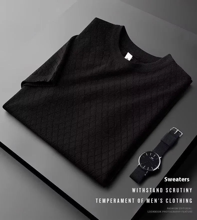 Men's black and white ice silk T-shirt showing V-neck and round neck style variations