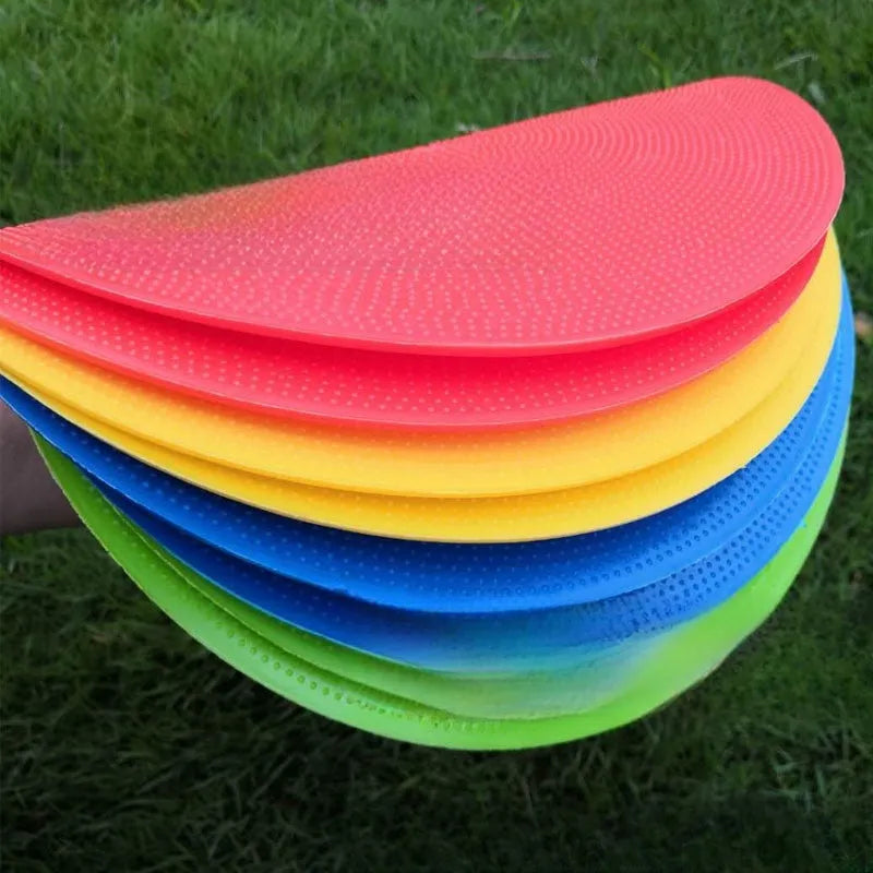 Football training landmark pad disc in bright colours showing 23cm diameter for target practice