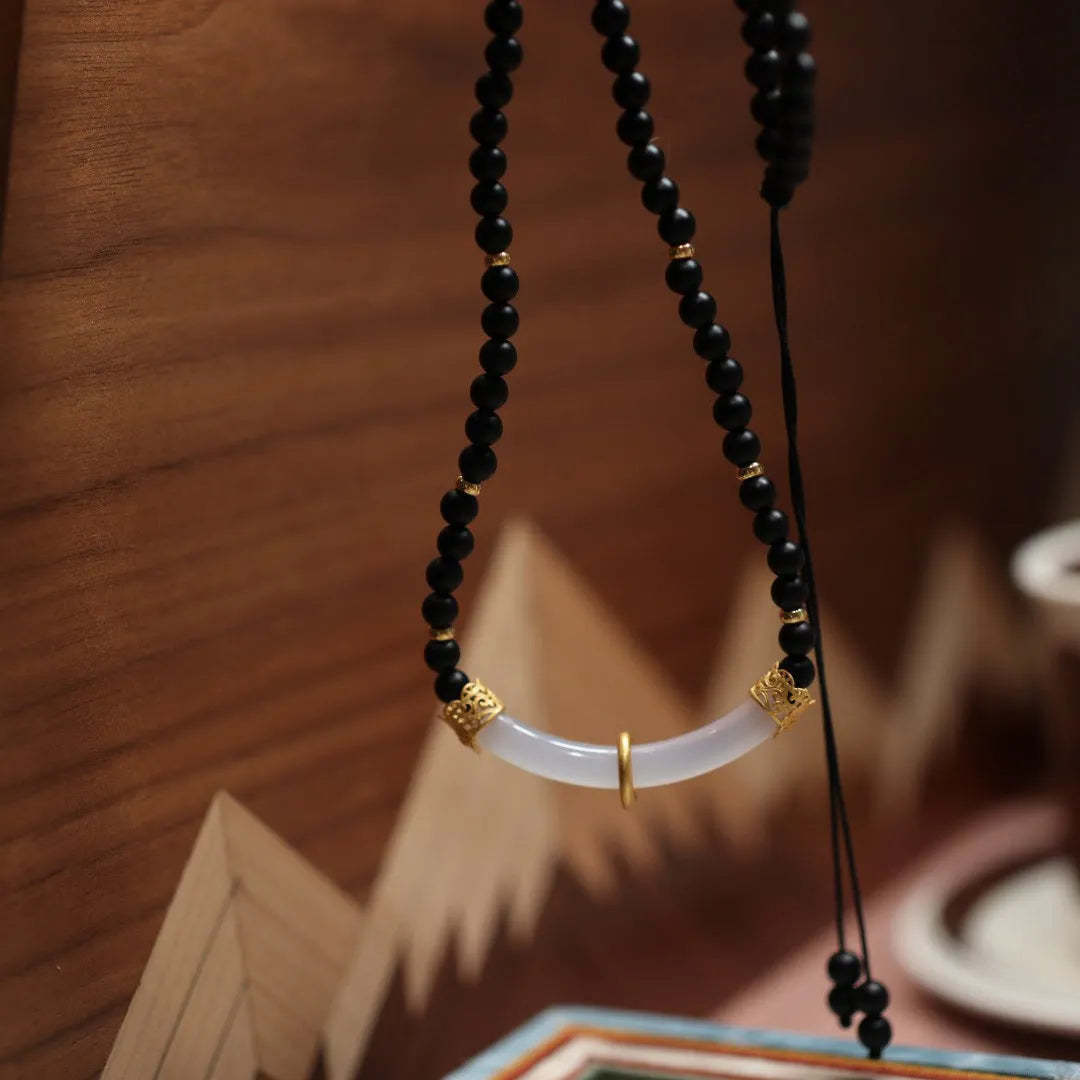 Natural frosted black agate and white chalcedony pendant necklace with 925 silver U-shaped setting on ball bead chain