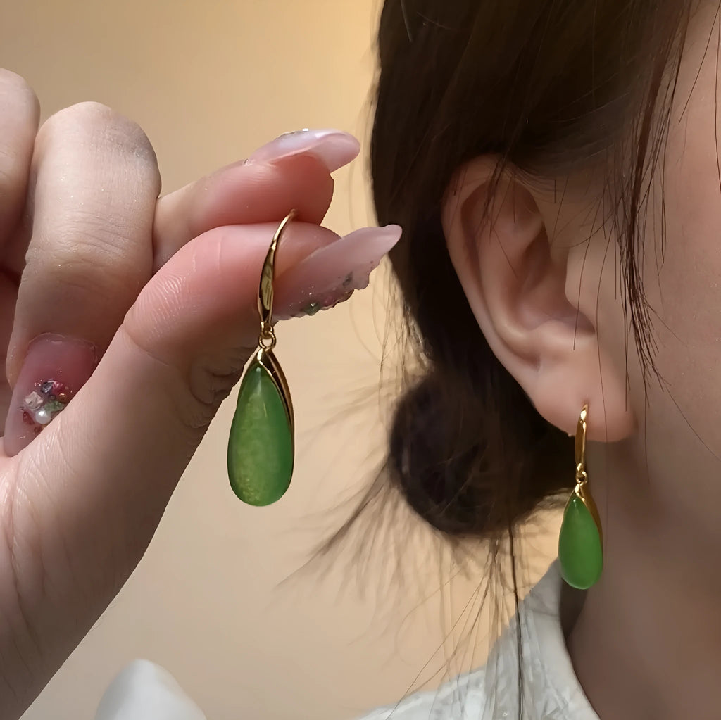 Retro geometric Chinese style earrings with water droplet design in jade colour