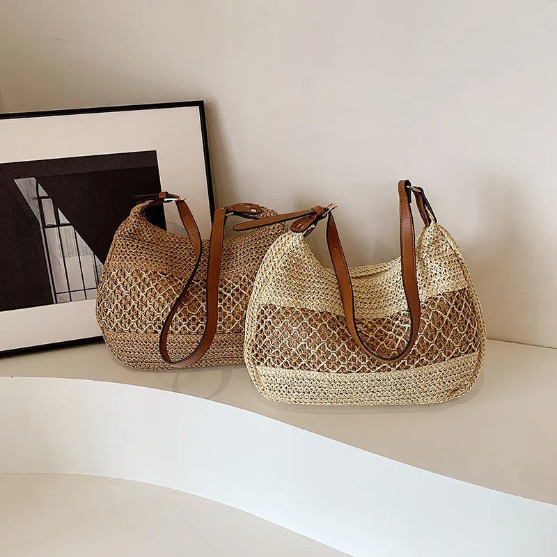 Women's straw cross body bag with sandwich pocket in khaki colour