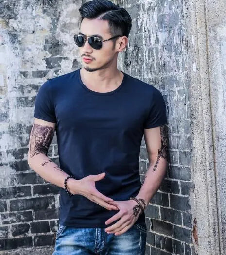 Men's summer t-shirt in bamboo fibre polyester available in multiple colours