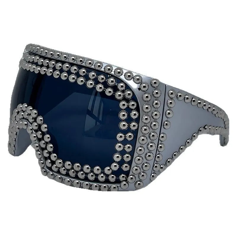 Men's punk sunglasses with large square rim and silver rivet details