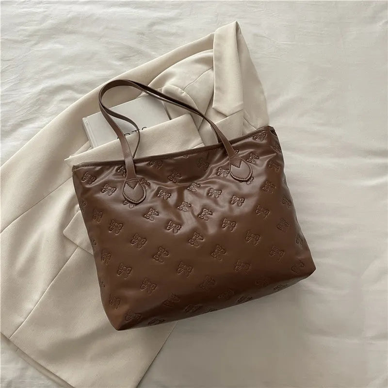 French retro PU embossed hand-carrying shoulder bag black horizontal square double straps