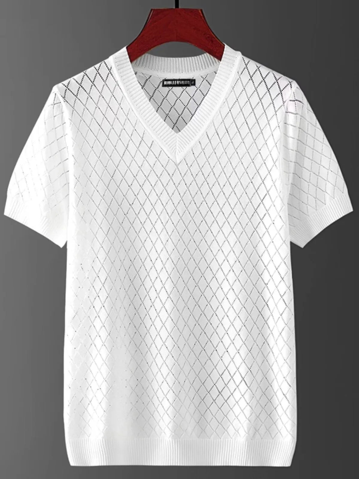 Men's black and white ice silk T-shirt showing V-neck and round neck style variations