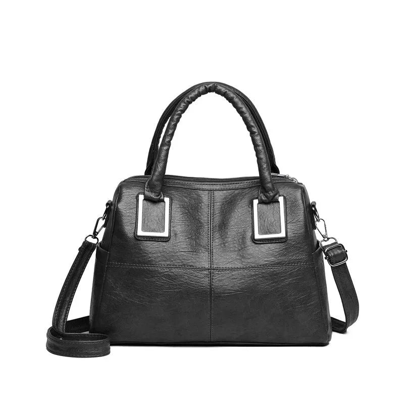 Women's simple shoulder bag in horizontal square design with large capacity and internal organisation compartments