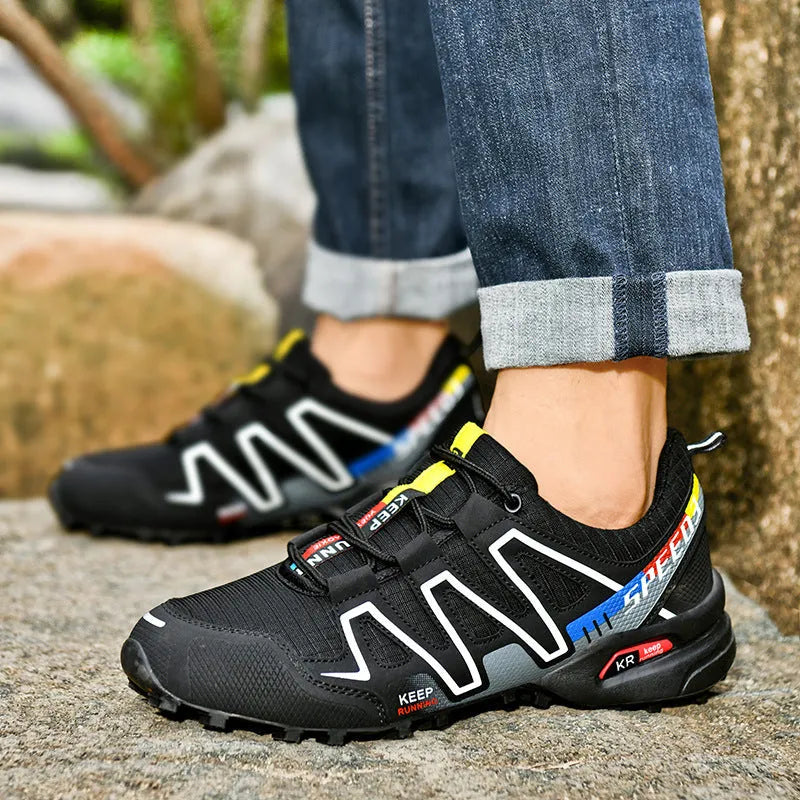 Men's plus size casual running shoes with synthetic leather upper and mesh lining