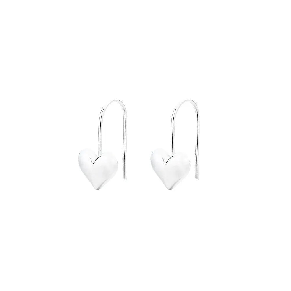 Three-dimensional glossy heart-shaped earrings with white gold colour finish and Korean-style design