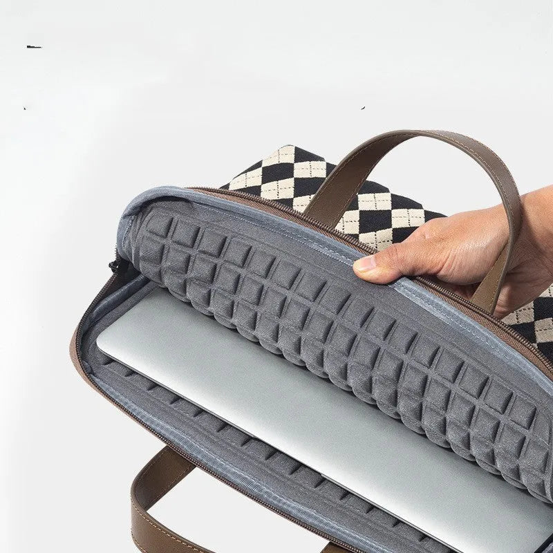 Diamond Lattice pattern protective laptop sleeve cover with zipper closure and card pocket