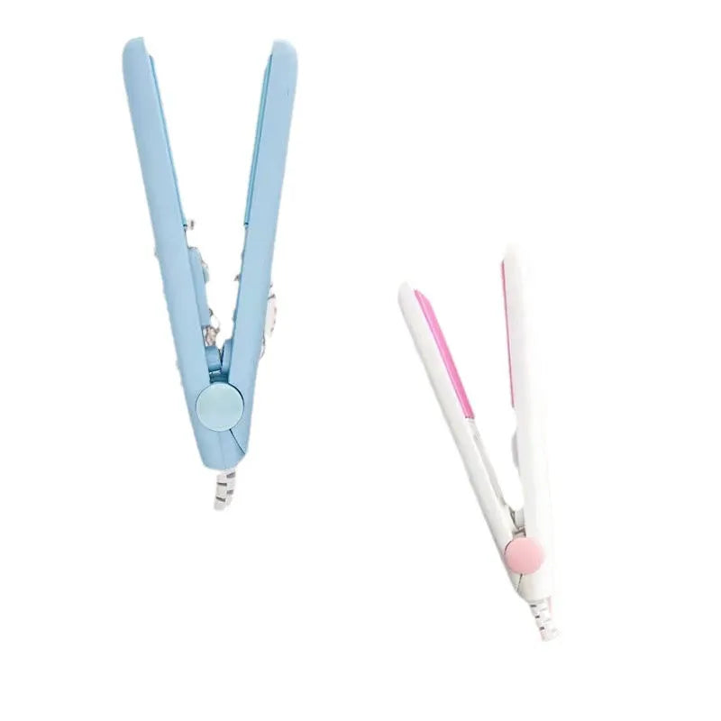 Mini hairdressing splint kit with a heated straight clip and storage box in one of five colours.