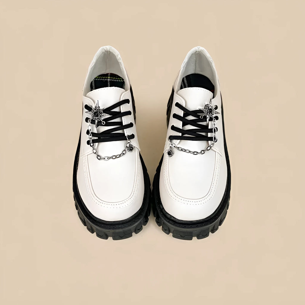 Women's Duke Asterism coloured loafers with a cross-strap and metal buckle, preppy style.
