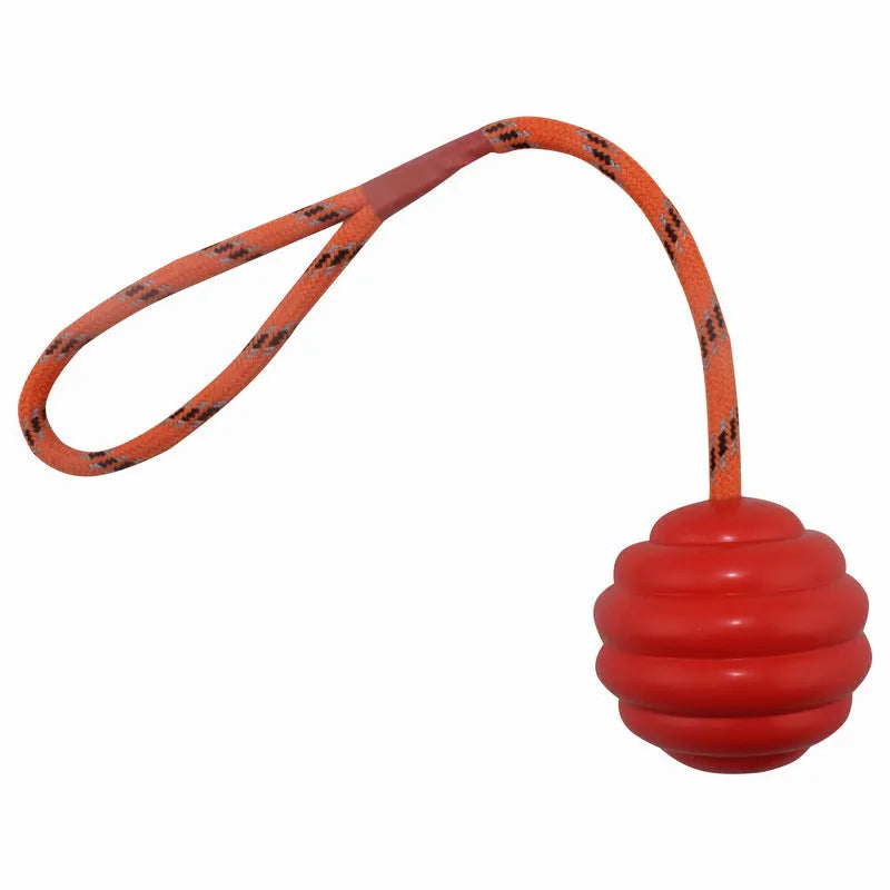 Multi-colour rubber pet toy ball with rope knot design for bite-resistant chewing and dental cleaning
