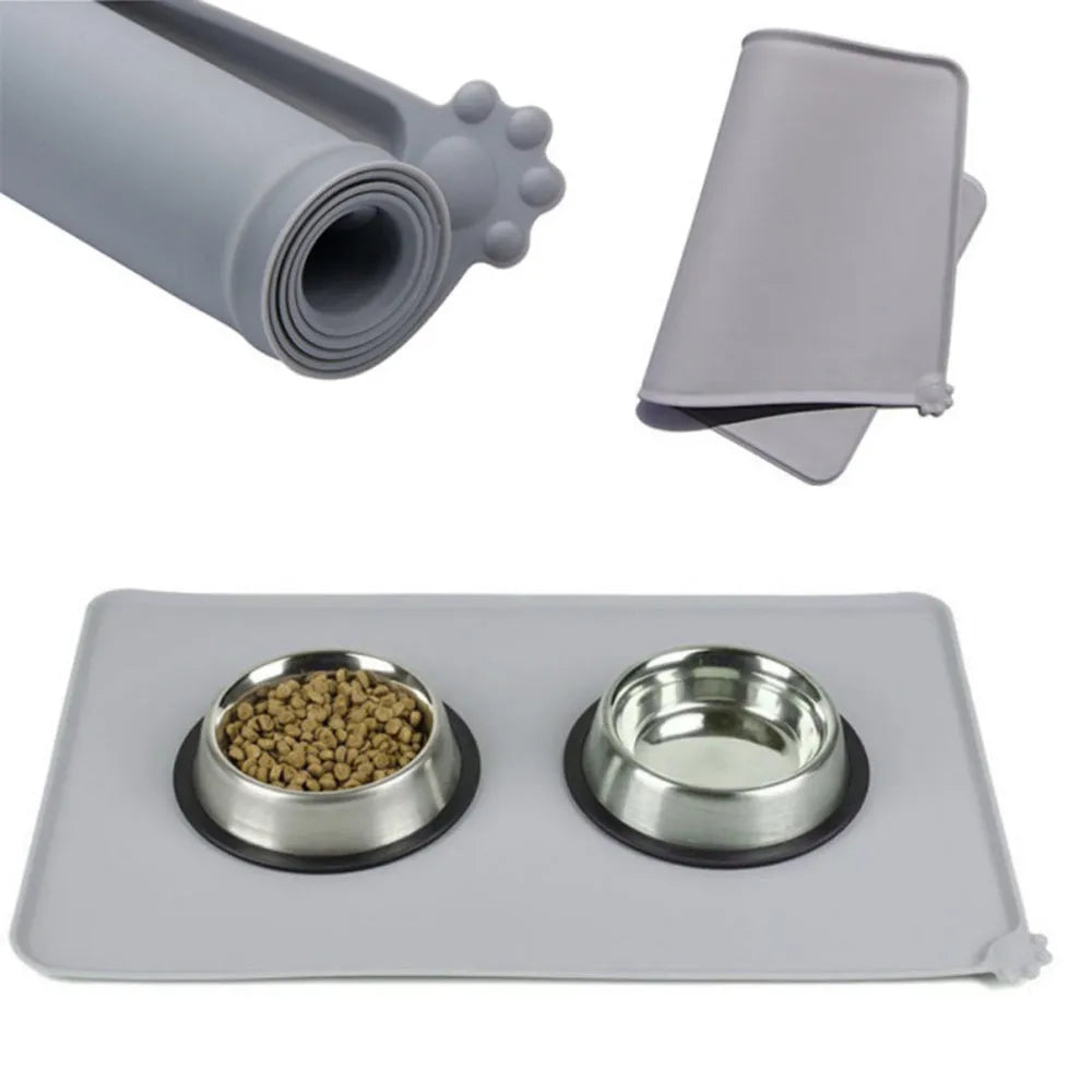 Waterproof silicone pet mat 47x29.5cm in grey with raised edges and non-slip base for dogs cats