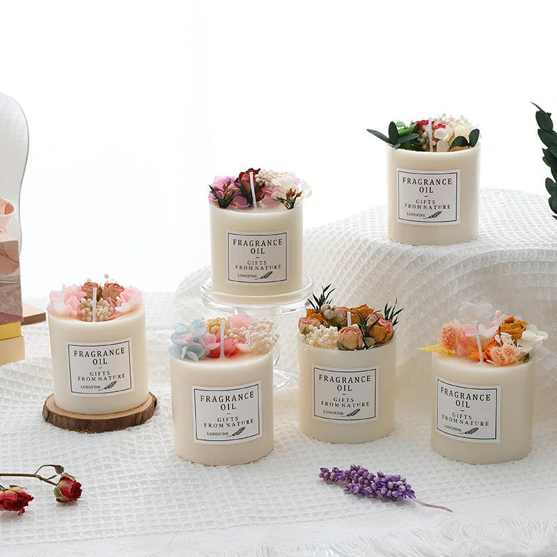 Dried flowers decorative scented candle with approximately 330g content showing fragrance options including lavender and vanilla