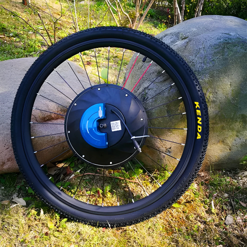 Yunzhilun electric bike conversion kit showing alloy hub motor wheel, lithium battery pack, and charger for 26-inch bicycles.