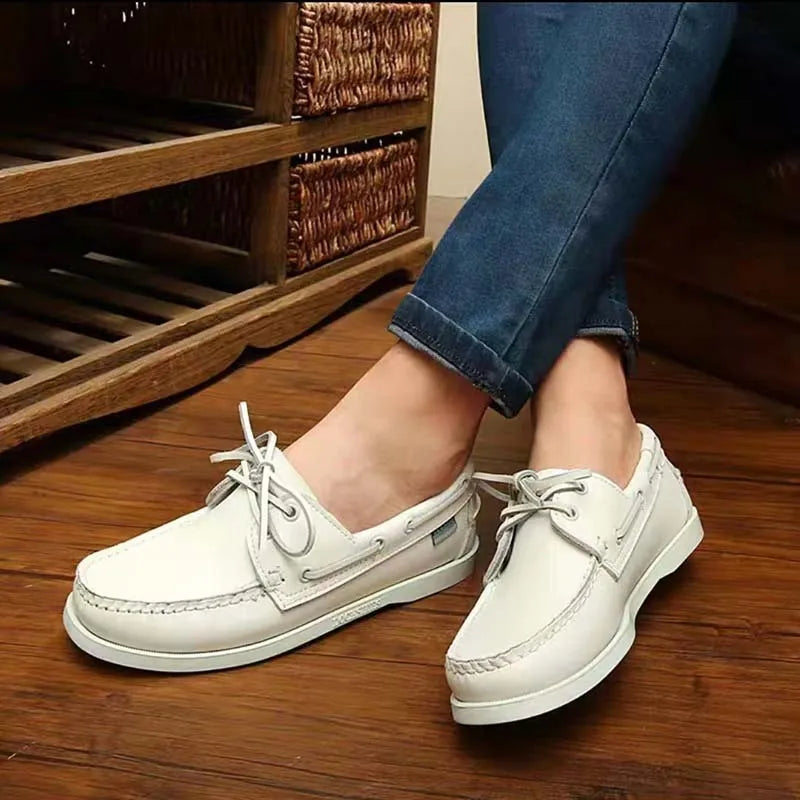 Men's British style casual shoes with artificial PU upper in black colour option
