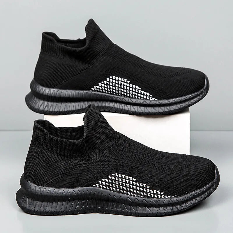 Popcorn Flyknit casual sneaker in fabric with solid colour options and low-top design