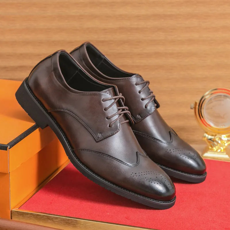 Plus size men's black cowhide leather pointed toe formal dress shoes for office wear