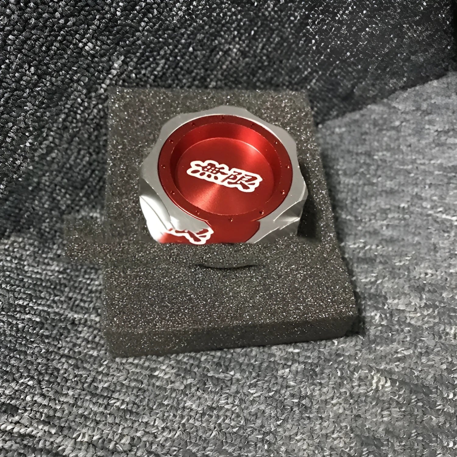 Aluminium alloy oil filter cap for Honda in six colour options: red, blue, silver, black, purple, gold.