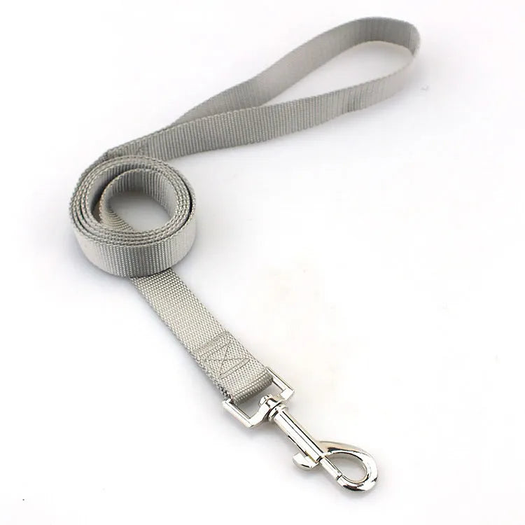 Solid colour polyester dog training rope with hand holding loop in multiple colour options
