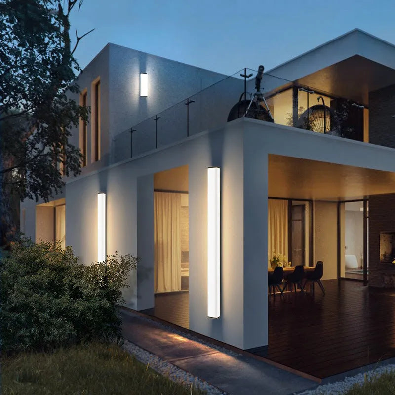 Stainless steel outdoor wall light with IP65 waterproof rating and 60cm connection model