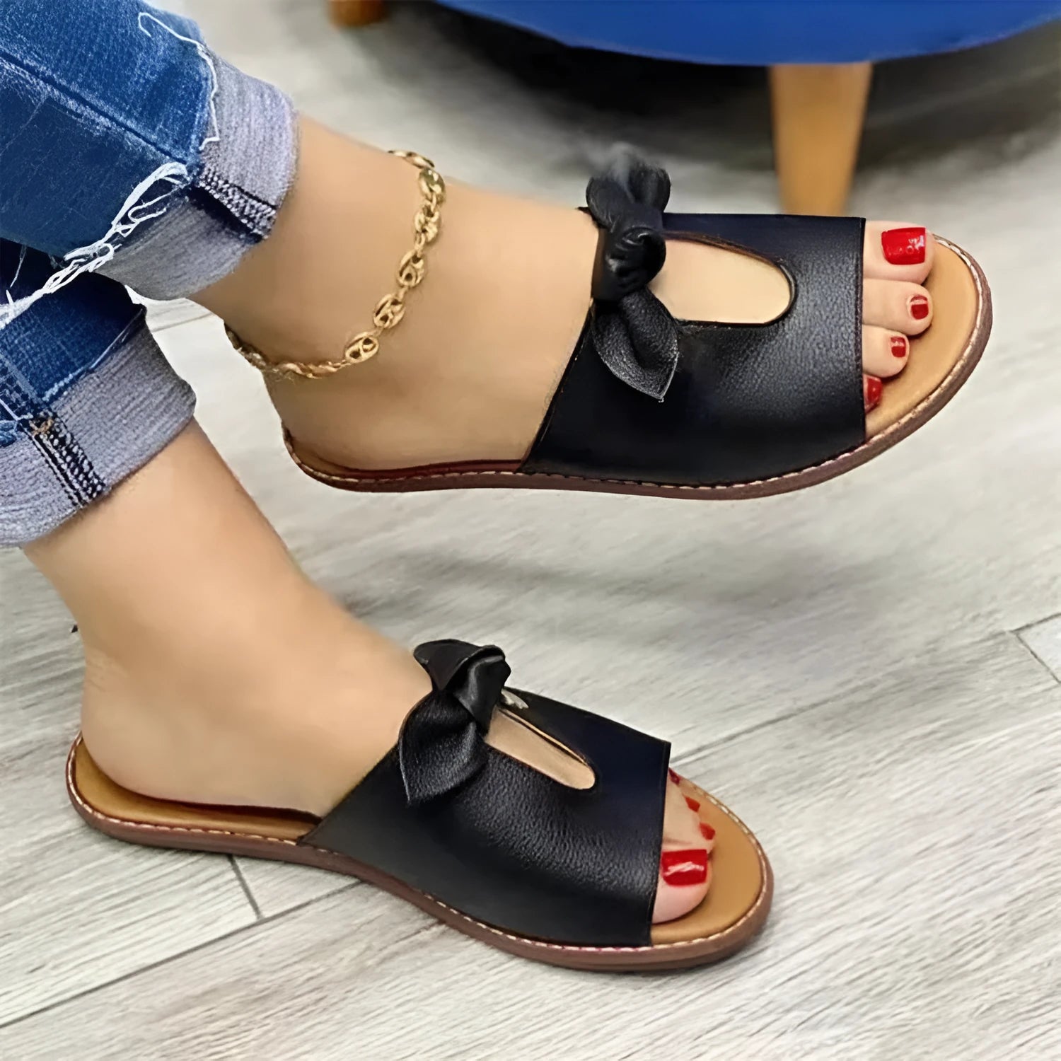 Ladies casual sandals with bow detail and fish mouth style in black, pink or gold