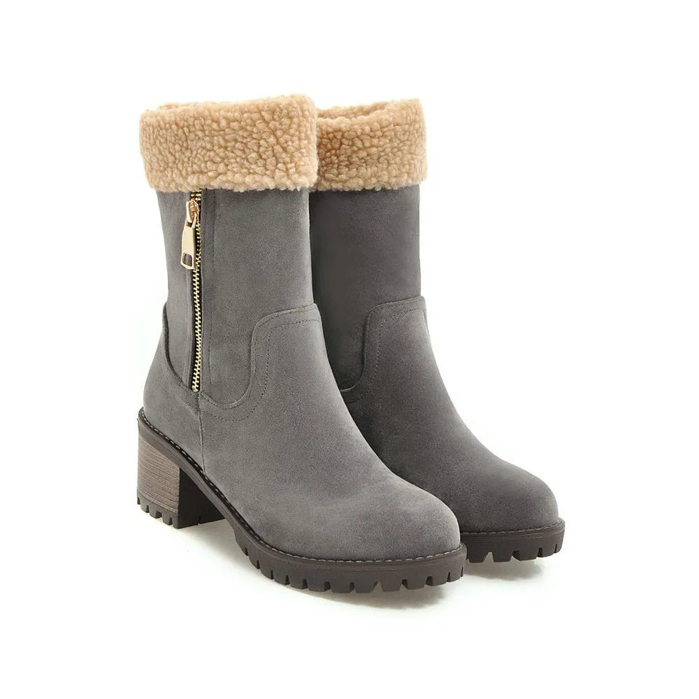Women's snow boots with plush lining in black, grey, green, and orange colours