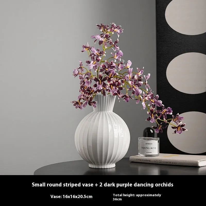 Striped ceramic ball vase in American country style for table decoration