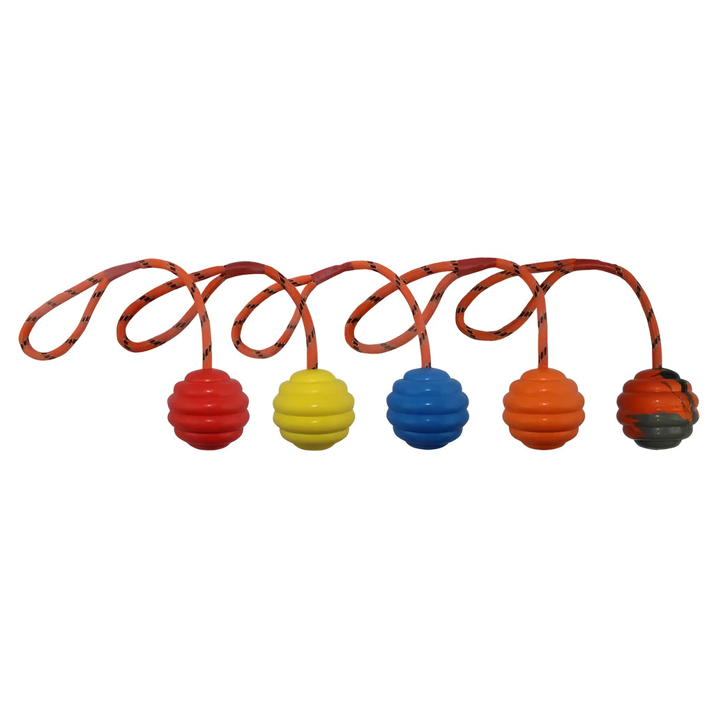 Multi-colour rubber pet toy ball with rope knot design for bite-resistant chewing and dental cleaning