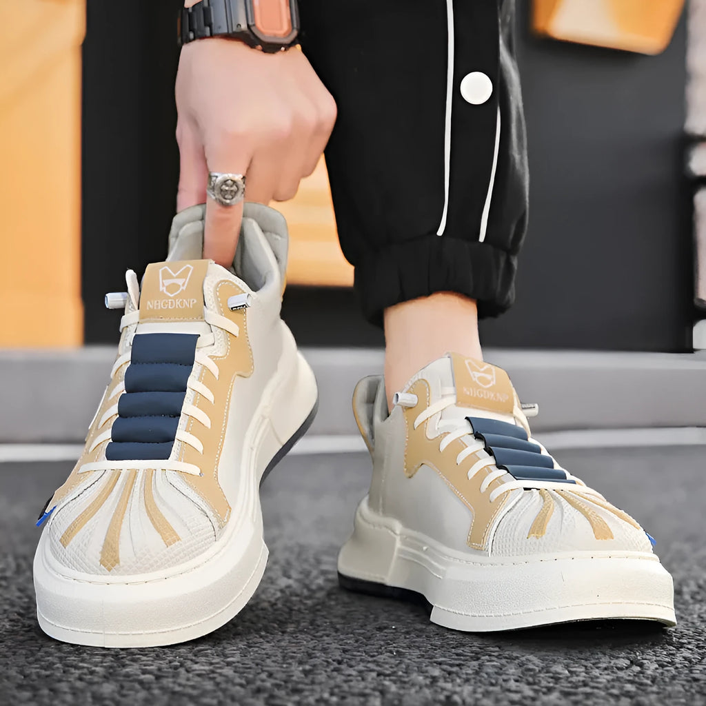 Men's beige and black casual sneakers with elastic band fastening and round toe design