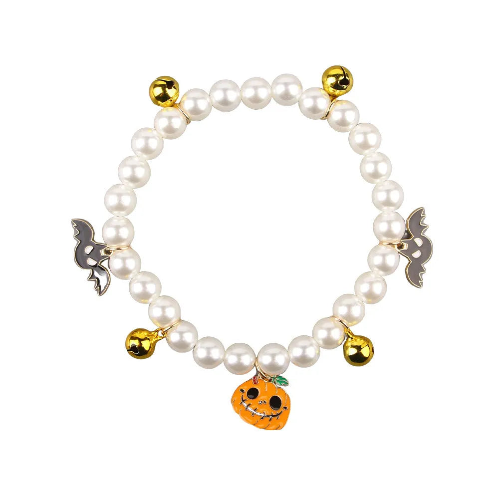 Halloween cat collar with simulated pearl necklace decoration in pumpkin designs
