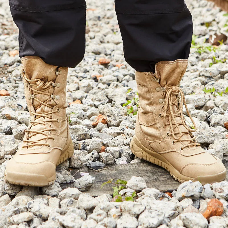 Summer Yulong Combat Boots in black or sand colour for outdoor climbing and tactical desert use