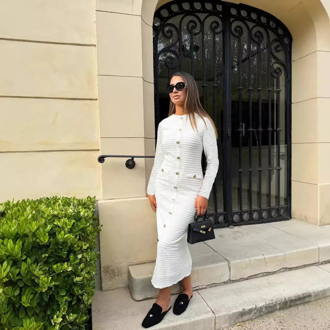 Retro slim fit knitted long-sleeved dress with one-step skirt and button detailing
