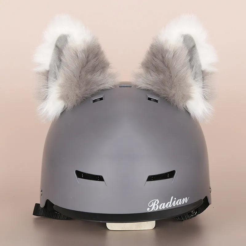 Cartoon-themed plush fabric helmet cover and ear decorations set for motorcycles and bicycles.