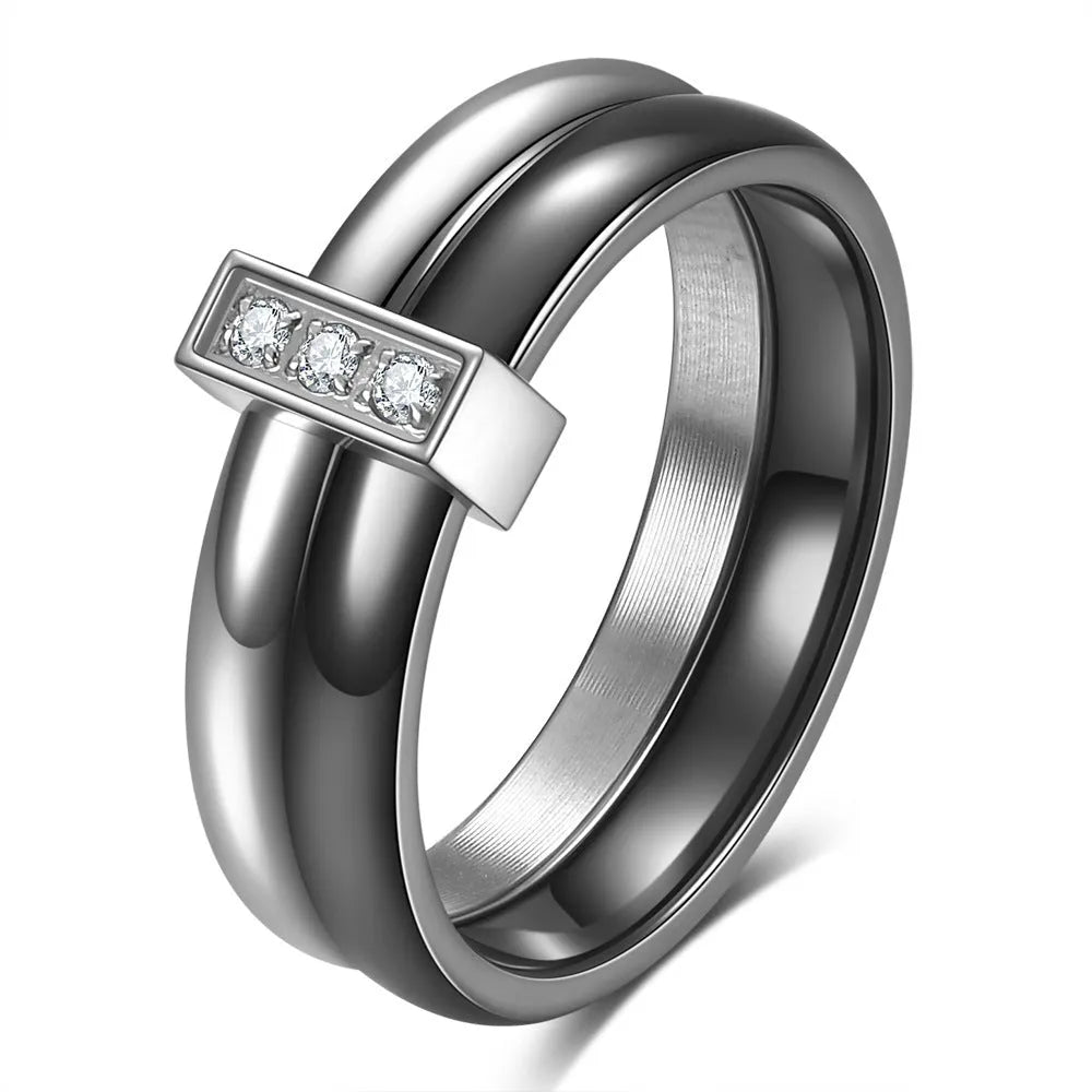 Ceramic women's ring with glossy stitching and zirconium accents in steel black or golden white, 6mm width