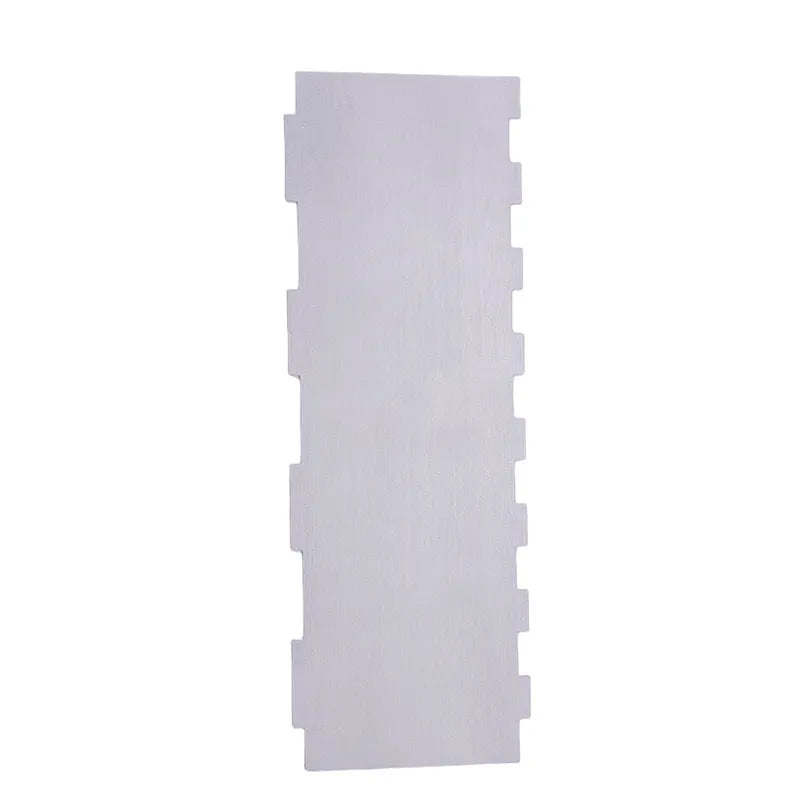 Stainless steel cream scraper with polygon pattern edge for cake decorating