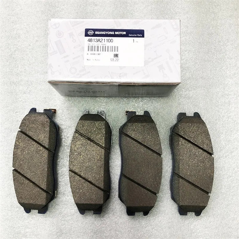 Brake pad replacement part with numbers 4813009A10 and 4813008BA0 for Aiteng Kyron Rester SUV