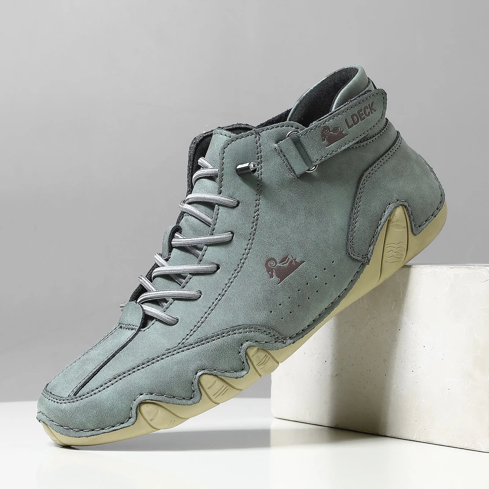 Men's khaki high-top octopus boots with flat rubber soles and round toe