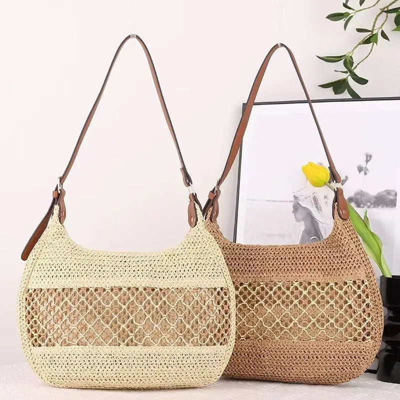 Women's straw cross body bag with sandwich pocket in khaki colour