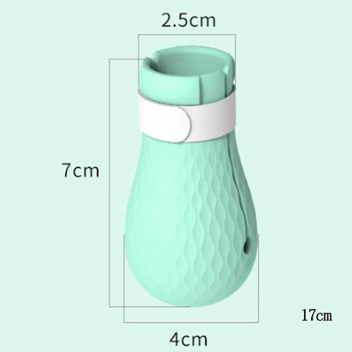 Four green silicone cat anti-scratch foot covers for paw protection during washing and medical care