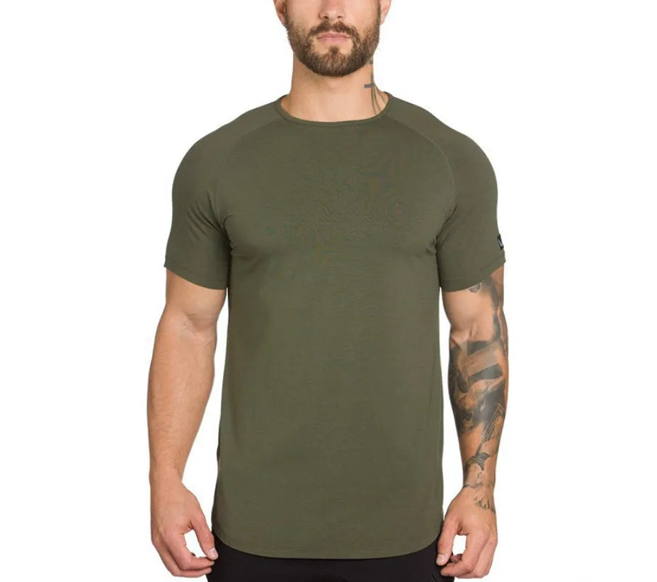 Mens plain gym shirt in army green with cotton-spandex fabric for workouts