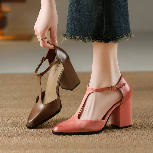 Baotou Hollow women's retro pointed Mary Jane shoes with buckle fastening in pink and dark brown colours